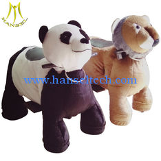 الصين Hansel wholesale electric walking kids ride on panda for shopping malls المزود