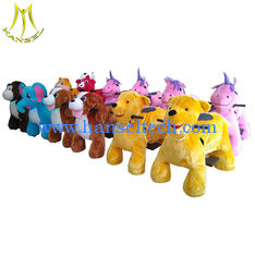 الصين Hansel shopping mall animal large plush ride toy on wheels plush animal electric scooter المزود
