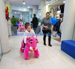 الصين Hansel hot selling kids walking battery operated ride on animal toy rides المزود