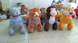 الصين Hansel Guangzhou wholesale kids battery  plush animal electric scooter moving toy electric ride on animal المزود