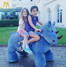 الصين Hansel plush motorized horse toy for adults  plush animals kids ride on animals المزود