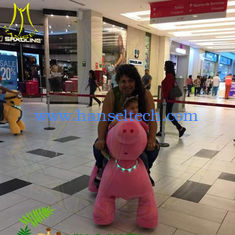 الصين Hansel children funfair moving electric battery operated ride on plush animals المزود