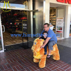 الصين Hansel amusement games walking stuffed ride on battery operated animals المزود
