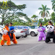 الصين Hansel amusement coin operated battery car walking robot ride on animals المزود