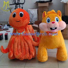الصين Hansel battery powered walking game machine motorized plush riding animals المزود