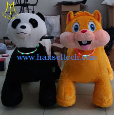الصين Hansel amusement toy battery operated walking stuffed ride on stuffed animals المزود