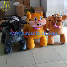 الصين Hansel amusement plush kid riding horse toy motorized animal toy rides المزود