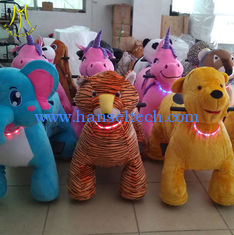 الصين Hansel  hot selling plush motorized riding animals  children coin operated walking animal toy rides المزود