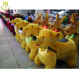 Hansel 2016 high quality coin operated ride on costumes 12 volt ride on toys style plush animal electric scooter المزود