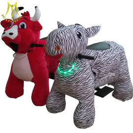 Hansel supper market equipment electric plush motorized stuffed animals for mall المزود