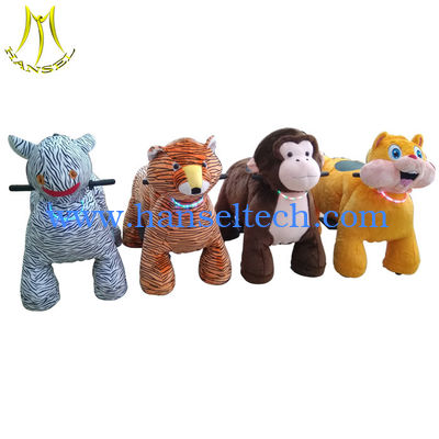 Hansel  hot sale children plush battery operated zoo animal toys horse on wheels المزود