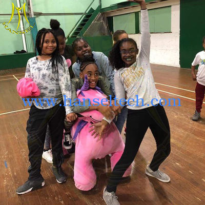 Hansel battery operated electric walking animal plush toy rides المزود