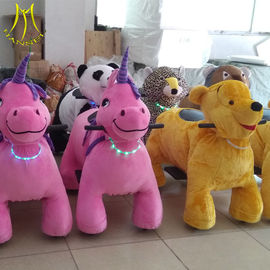 Hansel  hot selling plush motorized riding animals  children coin operated walking animal toy rides المزود
