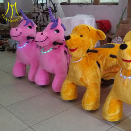 Hansel new plush moving animal ride indoor christmas party games riding christmas toys المزود
